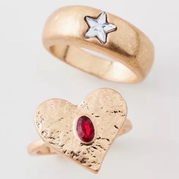 NWT Rhea Red Rhinestone Ring Set - Picture 4 of 7